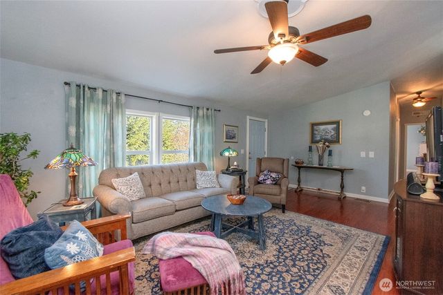 202 S Bayview Avenue, Port Angeles, WA 98362