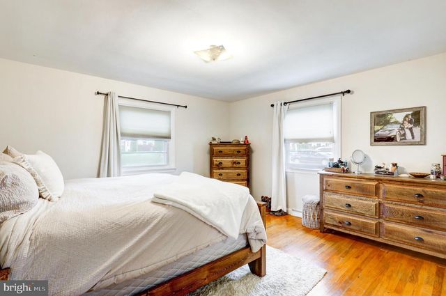 25 EVERGREEN ST, Gordonville, PA 17529