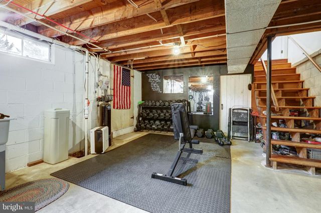 25 EVERGREEN ST, Gordonville, PA 17529