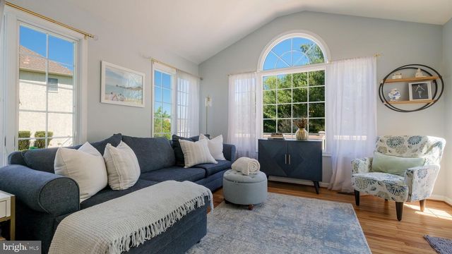 31 THOMAS SPEAKMAN DR, Glen Mills, PA 19342