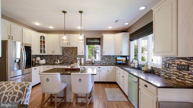 31 THOMAS SPEAKMAN DR, Glen Mills, PA 19342