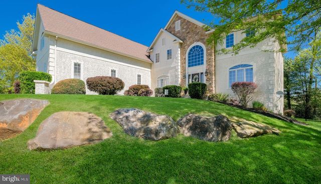 31 THOMAS SPEAKMAN DR, Glen Mills, PA 19342