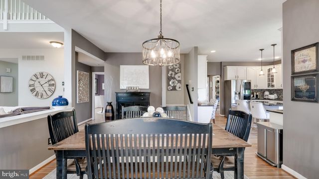 31 THOMAS SPEAKMAN DR, Glen Mills, PA 19342