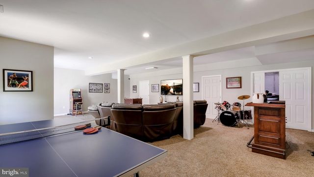 31 THOMAS SPEAKMAN DR, Glen Mills, PA 19342
