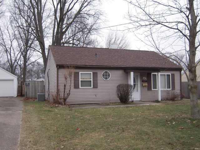 1615 E Beardsley Ave, Elkhart, IN 46514