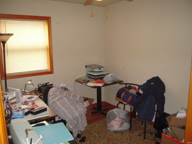 1615 E Beardsley Ave, Elkhart, IN 46514