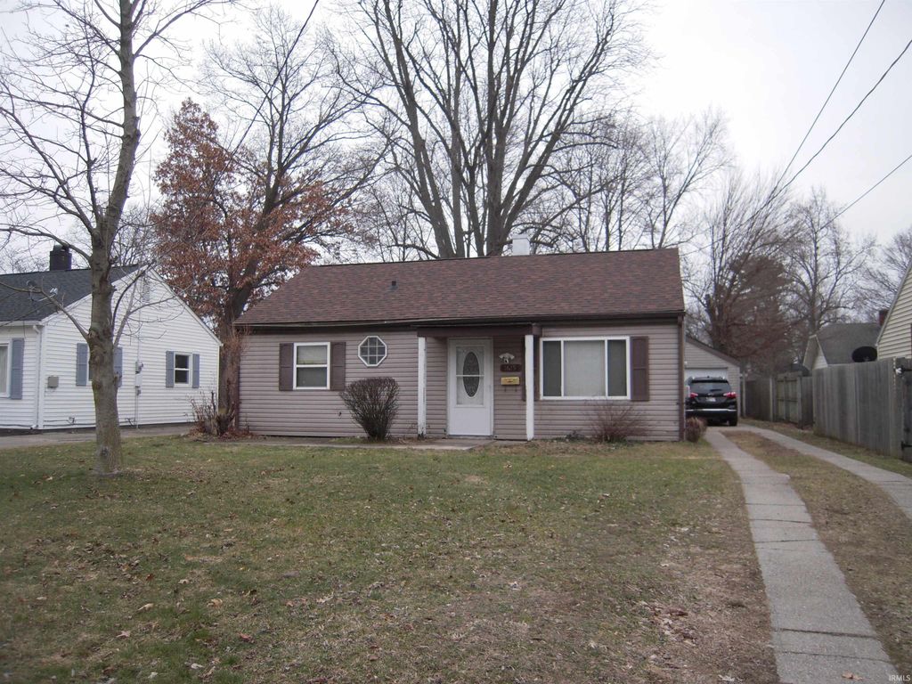 1615 E Beardsley Ave, Elkhart, IN 46514