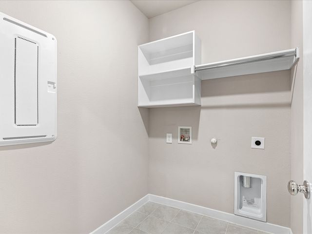 643 Medinah Road, Red Oak, TX 75154