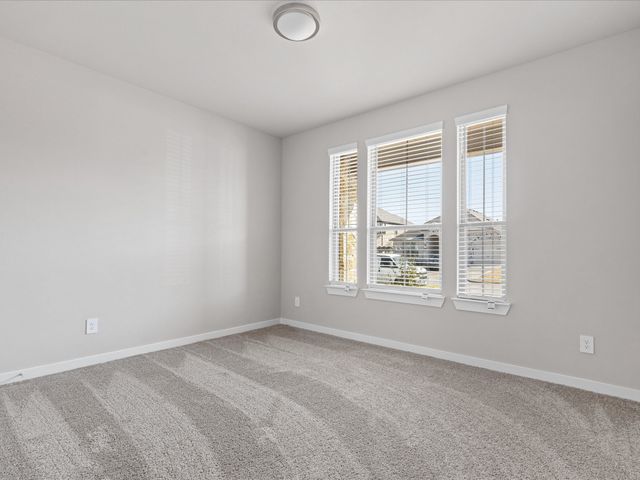 643 Medinah Road, Red Oak, TX 75154