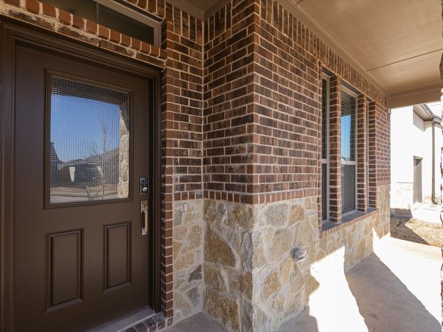 643 Medinah Road, Red Oak, TX 75154