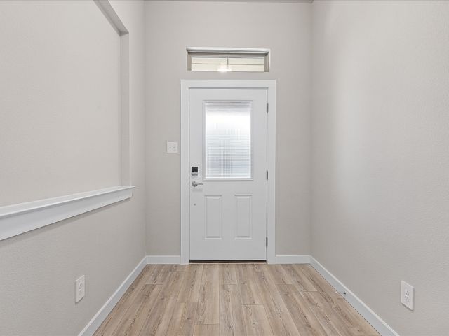 643 Medinah Road, Red Oak, TX 75154