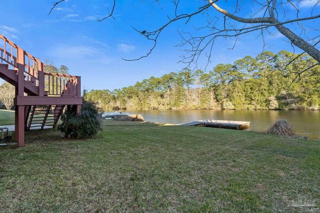 5080 Pine Hollow Dr, Pensacola, FL 32505
