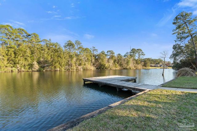 5080 Pine Hollow Dr, Pensacola, FL 32505
