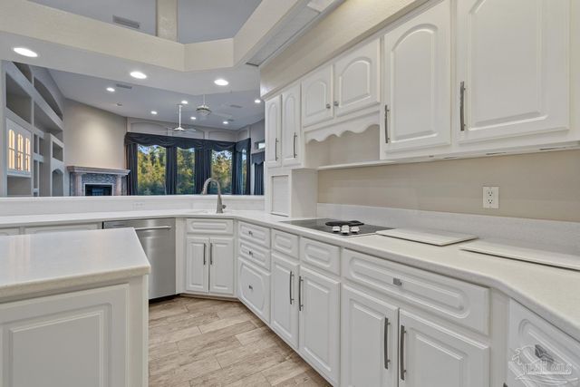 5080 Pine Hollow Dr, Pensacola, FL 32505