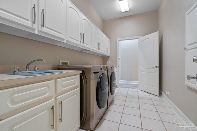 5080 Pine Hollow Dr, Pensacola, FL 32505