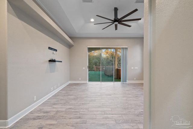 5080 Pine Hollow Dr, Pensacola, FL 32505