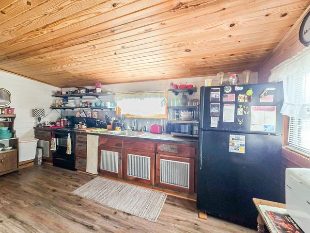 1104 Highland Street, Cabool, MO 65689