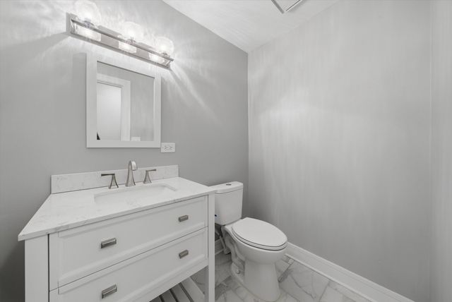 4541 S Prairie Avenue 1N, Chicago, IL 60653