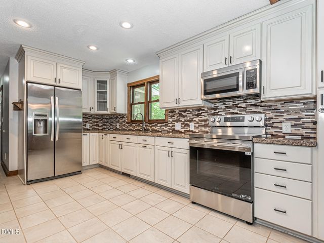 6319 Carbonton Road, Sanford, NC 27330