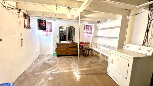 212 N Central Avenue, Monett, MO 65708