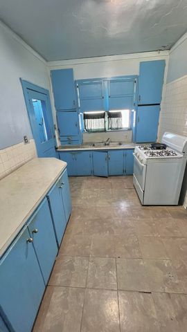 212 N Central Avenue, Monett, MO 65708