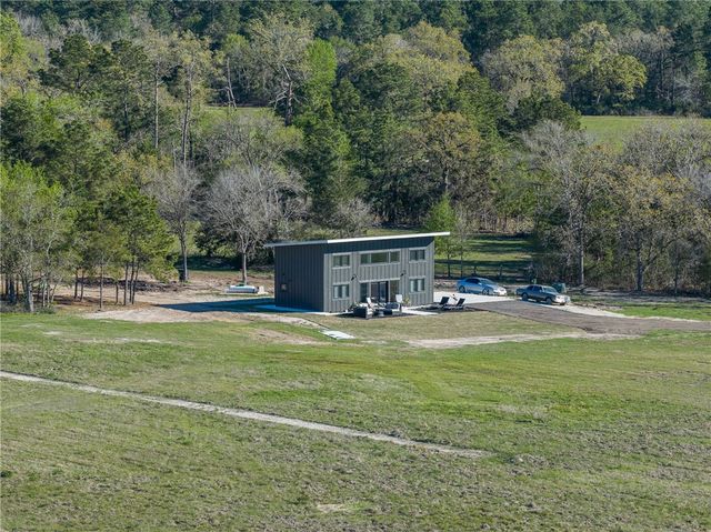 6254 County Road 180, Anderson, TX 77830