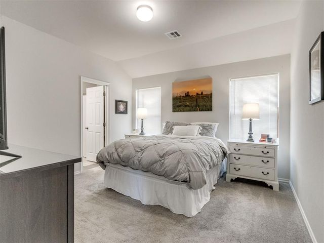 823 Highgarden Circle, Noble, OK 73068