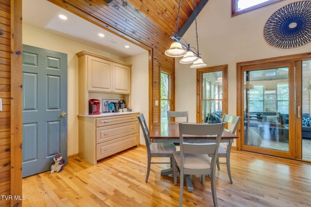 117 Wildwood Point, Unicoi, TN 37692