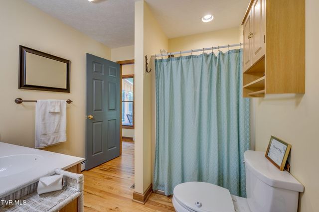 117 Wildwood Point, Unicoi, TN 37692