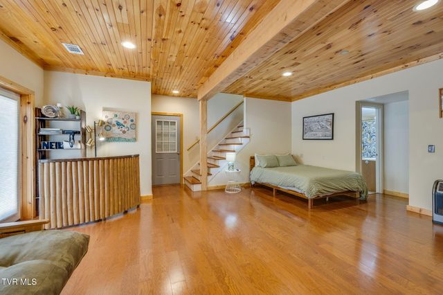 117 Wildwood Point, Unicoi, TN 37692