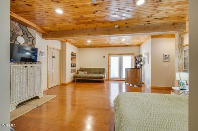 117 Wildwood Point, Unicoi, TN 37692