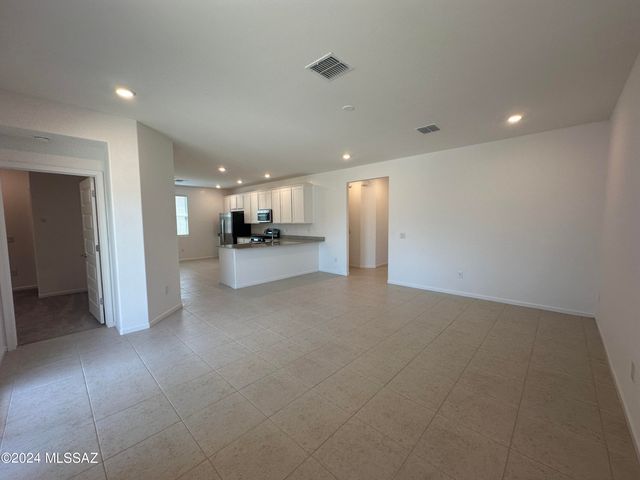 10467 W Washburn Street, Marana, AZ 85653