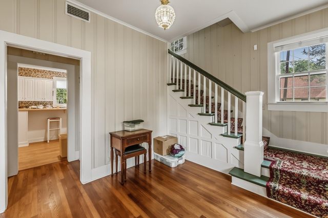 1103 E Goliad Avenue, Crockett, TX 75835