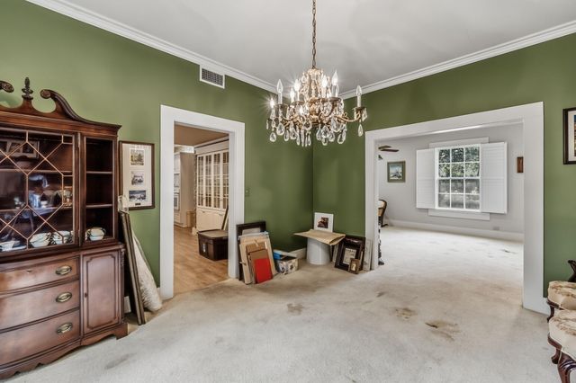 1103 E Goliad Avenue, Crockett, TX 75835
