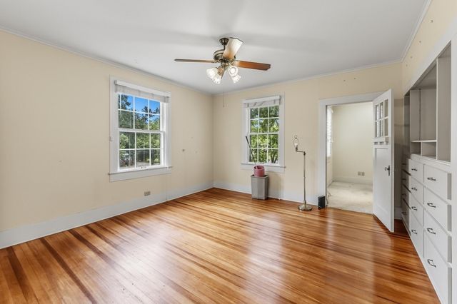 1103 E Goliad Avenue, Crockett, TX 75835