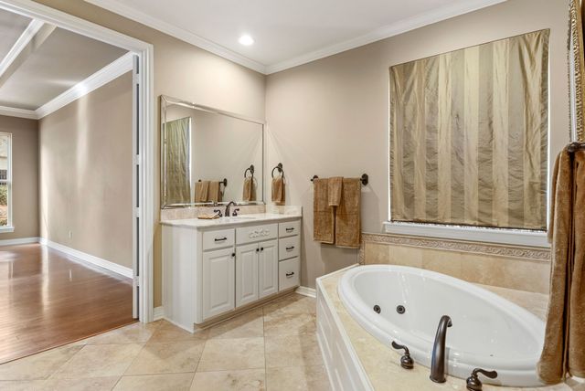 4321 Lazy Creek Drive, Tyler, TX 75707