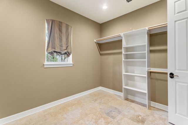 4321 Lazy Creek Drive, Tyler, TX 75707