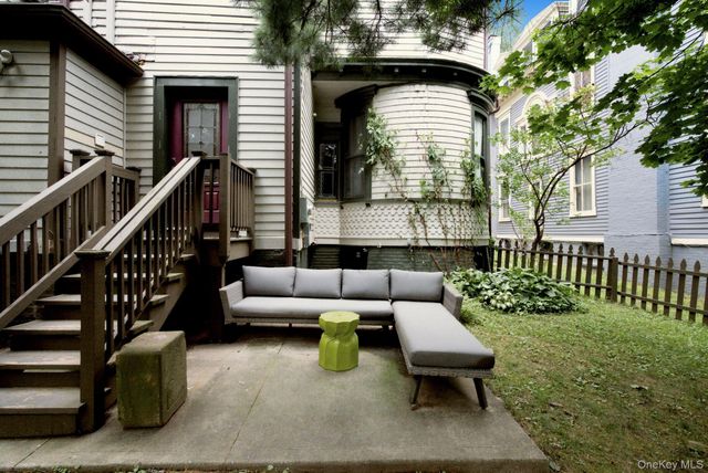 112 Academy Street, Poughkeepsie, NY 12601