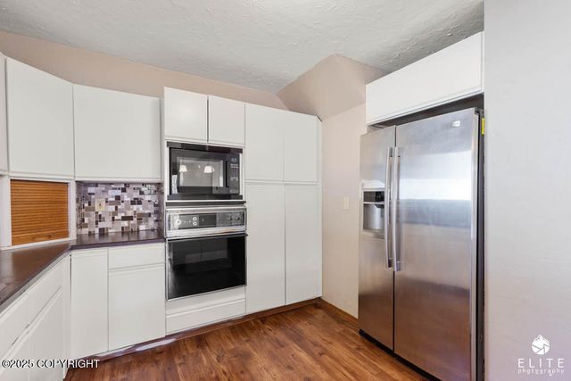 18146 Harbor Point Loop, Eagle River, AK 99577