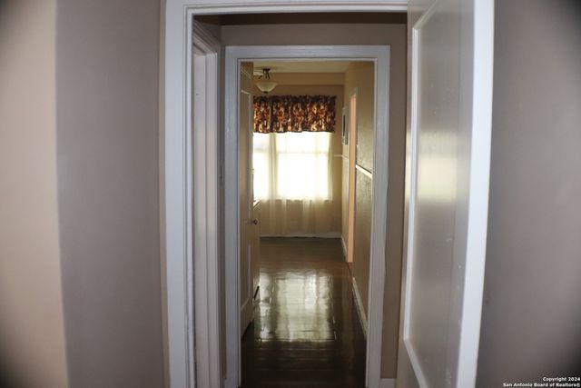 2306 W Huisache, San Antonio, TX 78201