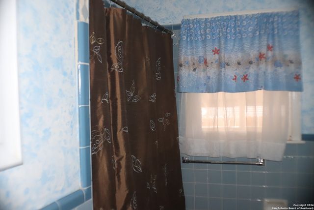 2306 W Huisache, San Antonio, TX 78201