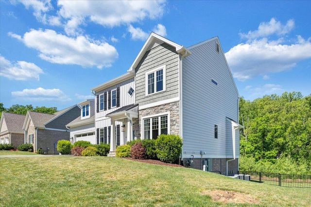 7055 Fairway Ridge CT, Salem, VA 24153