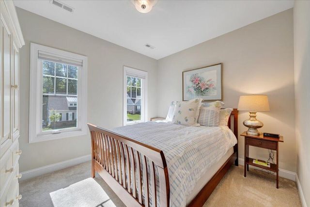 7055 Fairway Ridge CT, Salem, VA 24153
