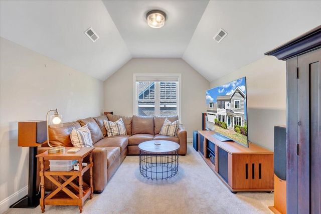 7055 Fairway Ridge CT, Salem, VA 24153