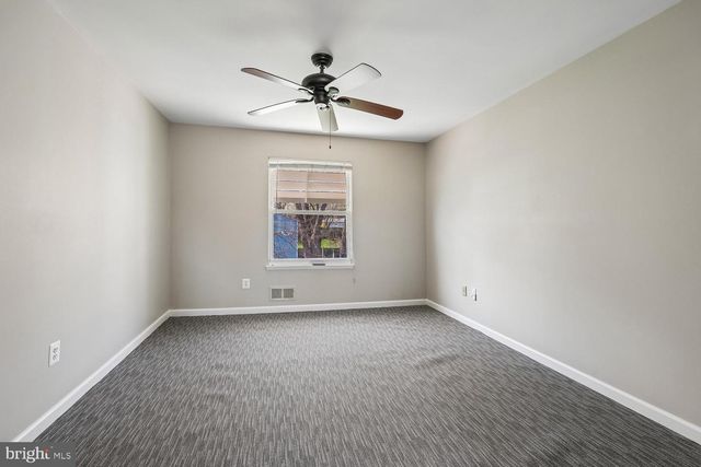 17720 MILLCREST DR, Rockville, MD 20855