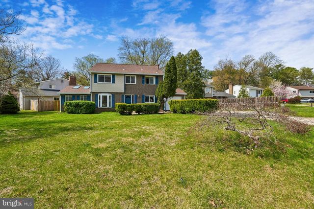 17720 MILLCREST DR, Rockville, MD 20855