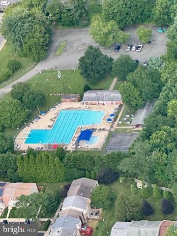 17720 MILLCREST DR, Rockville, MD 20855