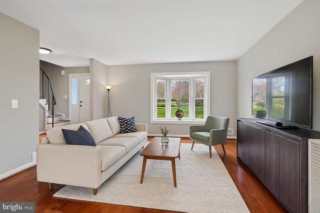 17720 MILLCREST DR, Rockville, MD 20855