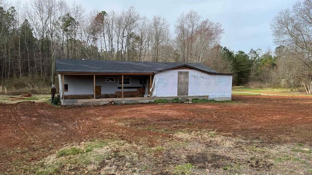 496 Sand Clay Road, Chesnee, SC 29323