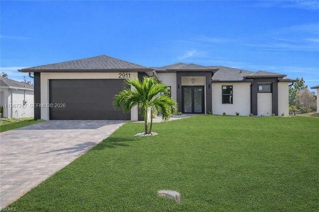 2911 46th st w, Lehigh Acres, FL 33971